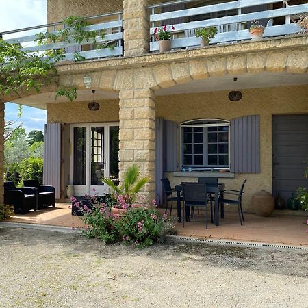 Appartamento Soleil Lotus Saint-Hilaire-de-Brethmas Esterno foto