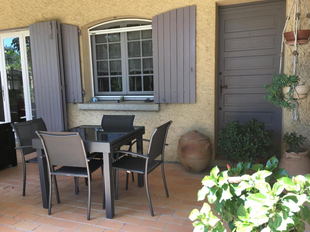 Appartamento Soleil Lotus Saint-Hilaire-de-Brethmas Esterno foto