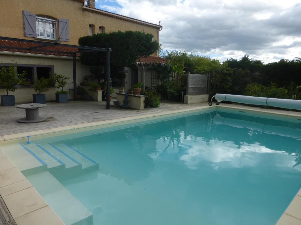 Appartamento Soleil Lotus Saint-Hilaire-de-Brethmas Esterno foto